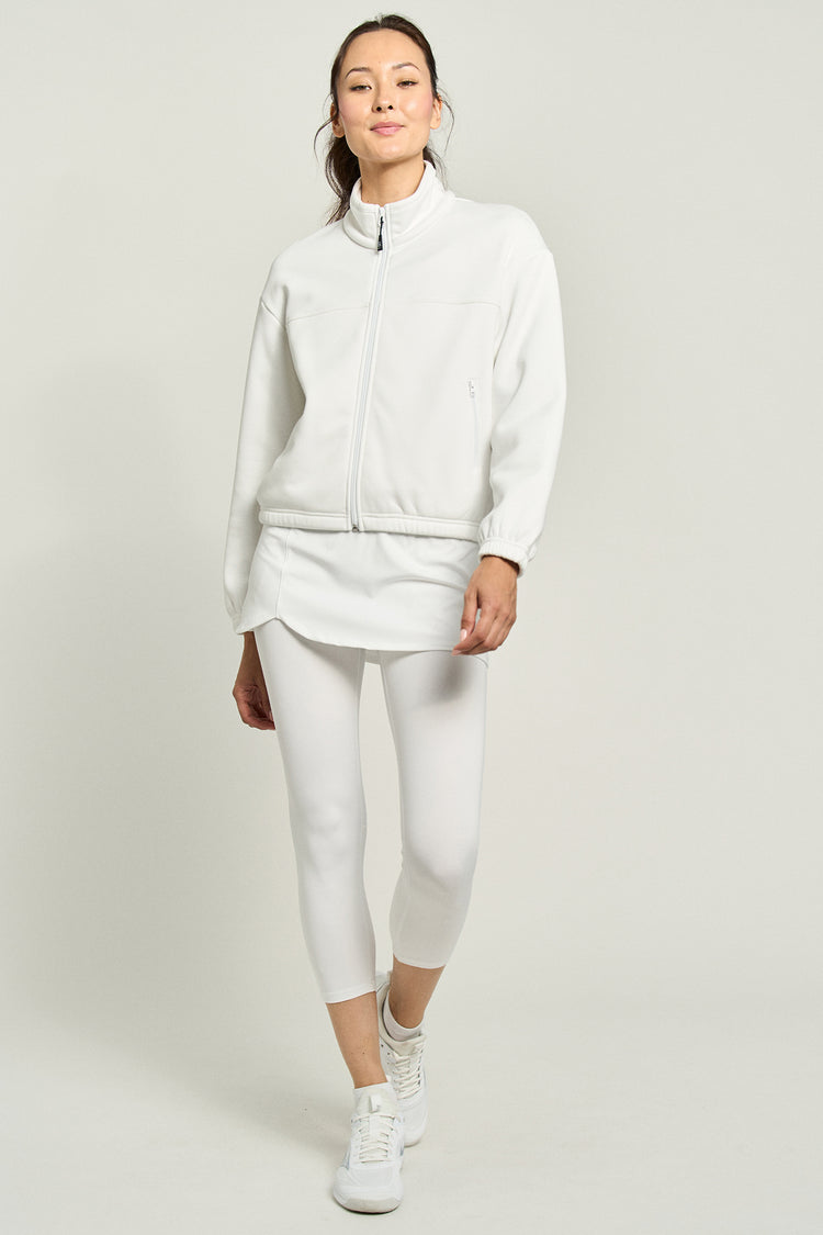lija-valiant-jacket-white-poise-skapri-white-tennis-jpg