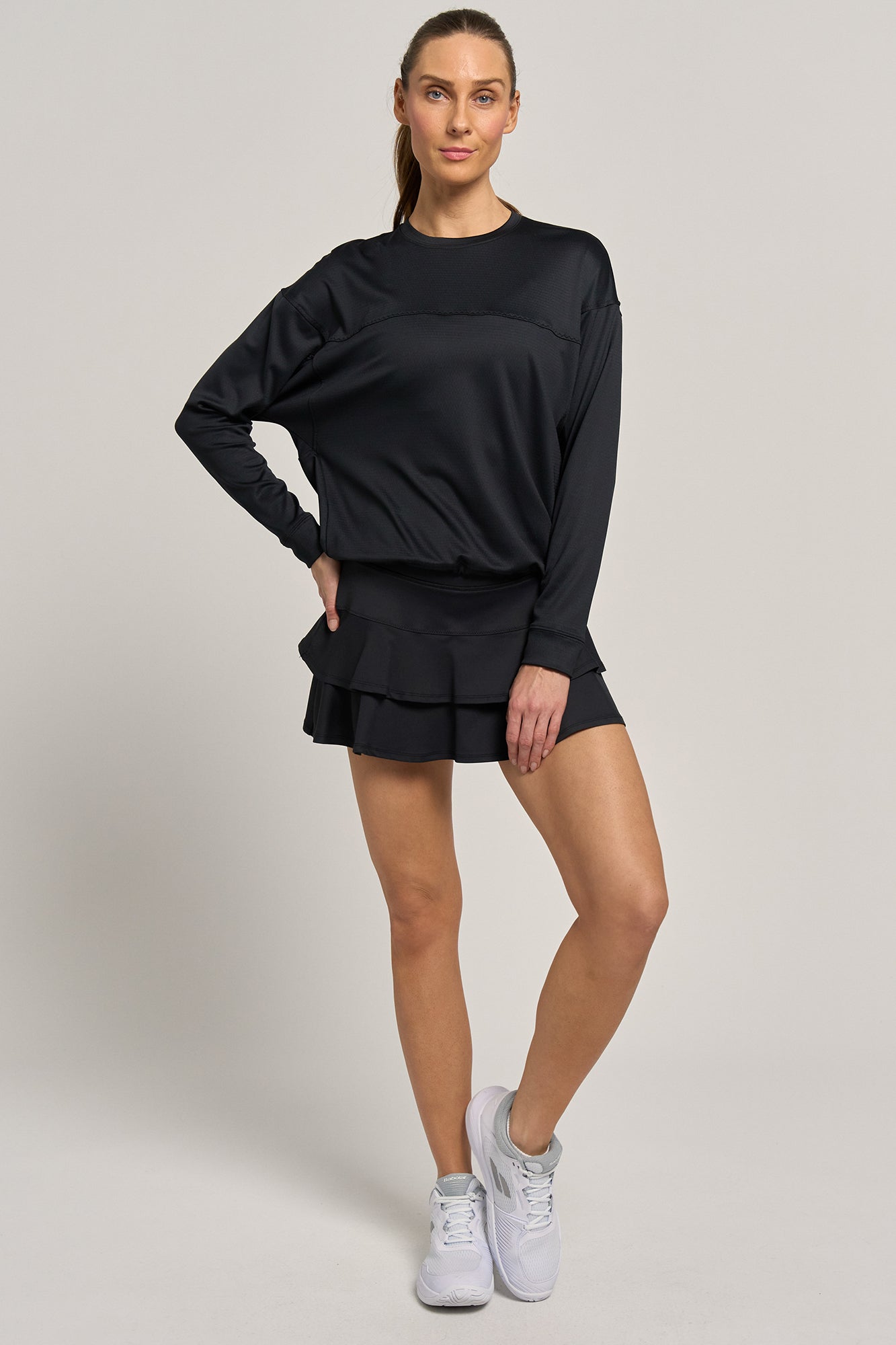 Post Game Pullover Black – LIJA